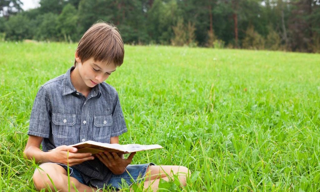 The Best Summer Homeschool Reading Ideas